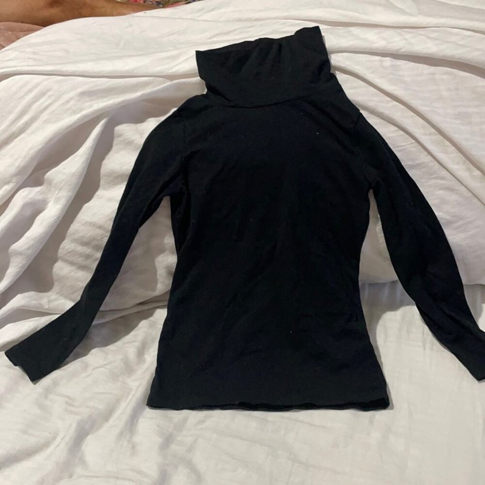 Cat & Jack xs or 4-5 t black turtleneck worn once